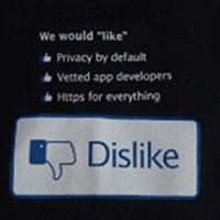Facebook manifesto T-Shirt
